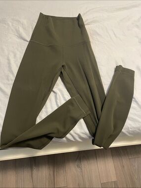 Lululemon Athletica Align Leggings in Army Green Colour, Size 0. Worn Once